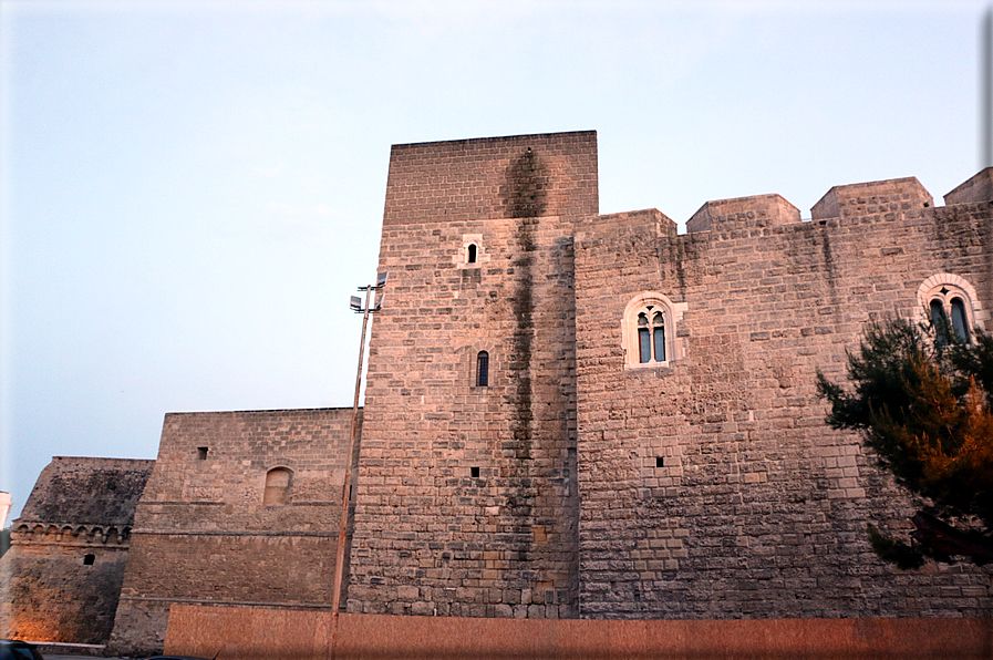 foto Castello Normanno Svevo